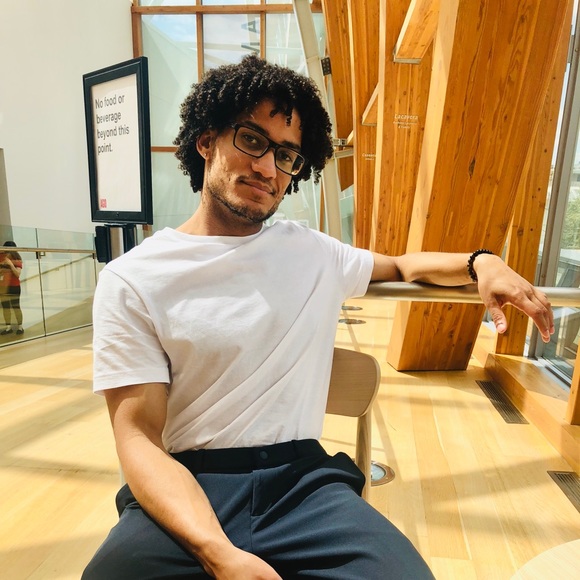 Meet your Posher, Ralston - Picture 2 of 4